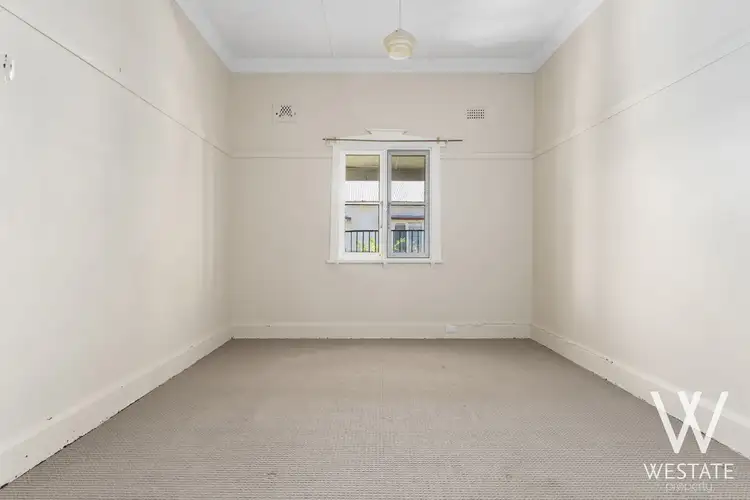 Fifth view of Homely semi-detached listing, 67 Seymour Street, Bathurst NSW 2795