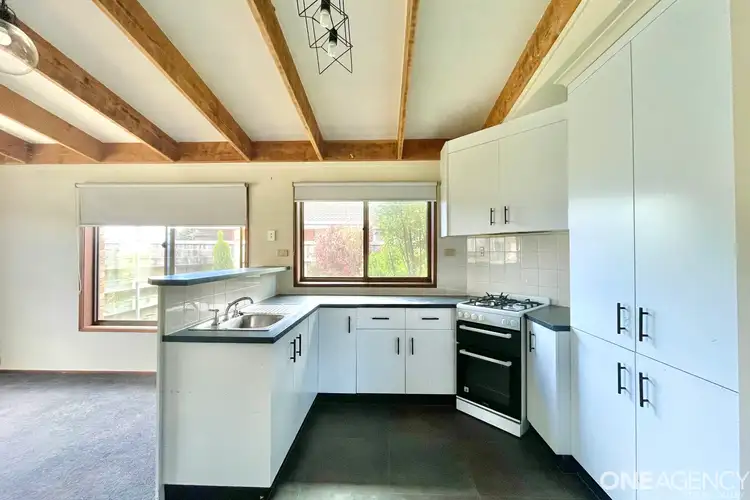 Fourth view of Homely unit listing, 1/1 Baystone Court, Traralgon VIC 3844