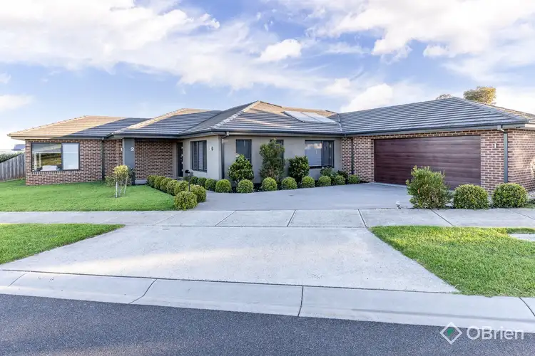 2 Saxon Road, Drouin VIC 3818