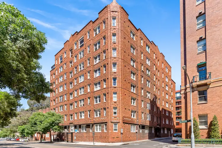 Third view of Homely studio listing, 110/3-5 Greenknowe Avenue, Elizabeth Bay NSW 2011