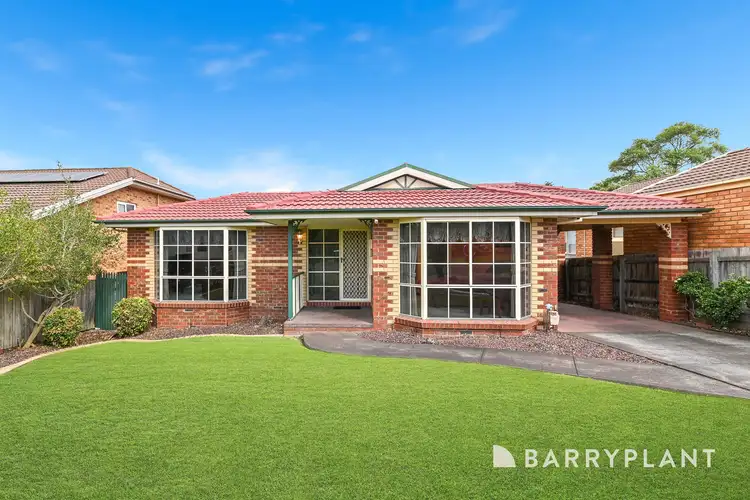 33 Lodge Crescent, Berwick VIC 3806