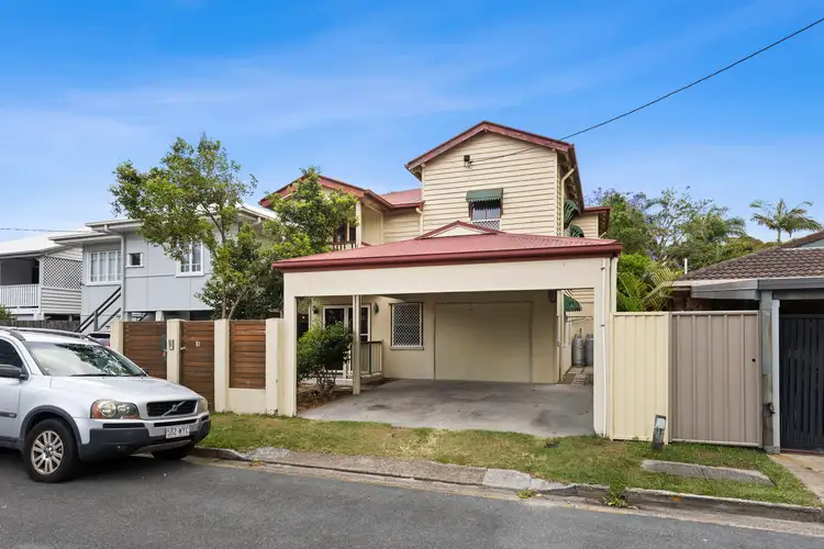10 Little Norman Street, Southport QLD 4215