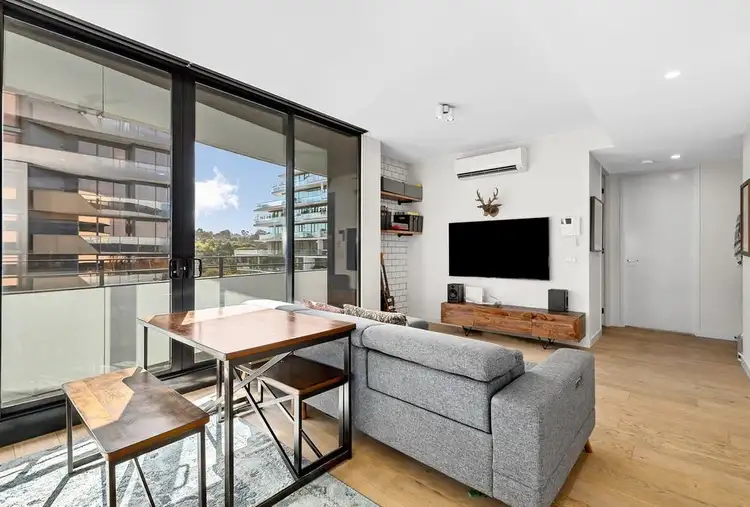 407/8 Burnley Street