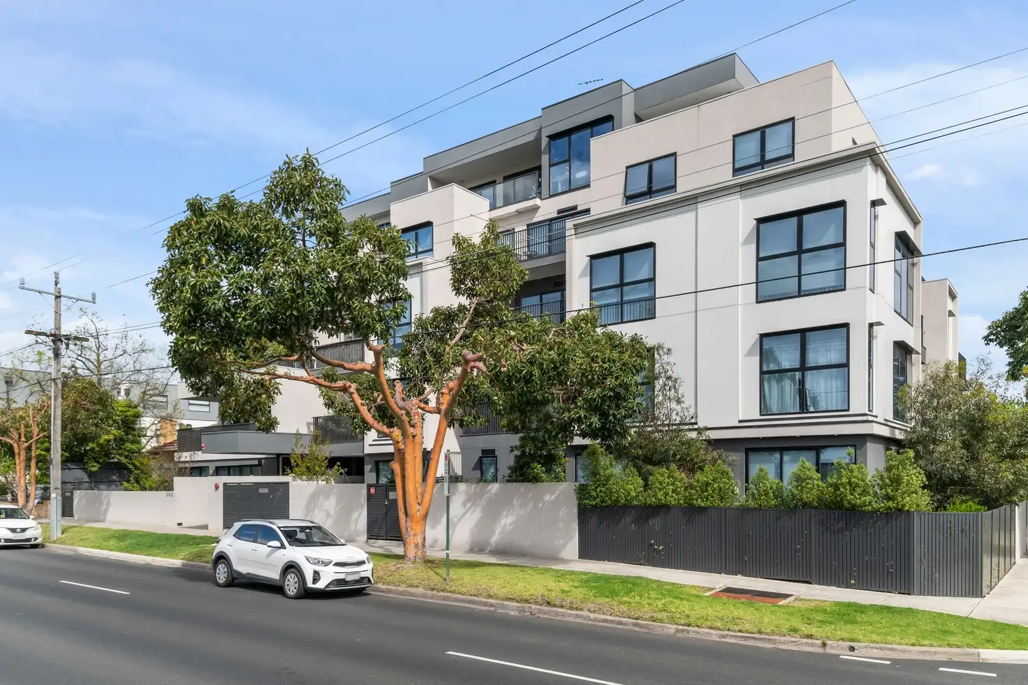 Main view of Homely apartment listing, 102/362-364 Burwood Highway, Burwood VIC 3125