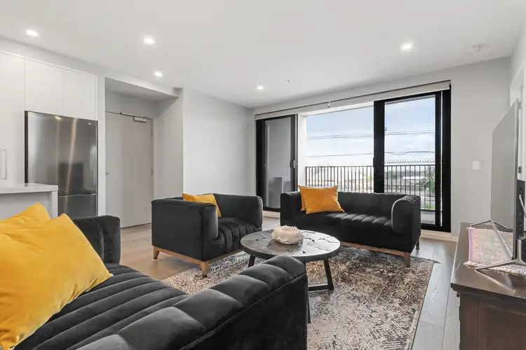 Sixth view of Homely apartment listing, 102/362-364 Burwood Highway, Burwood VIC 3125
