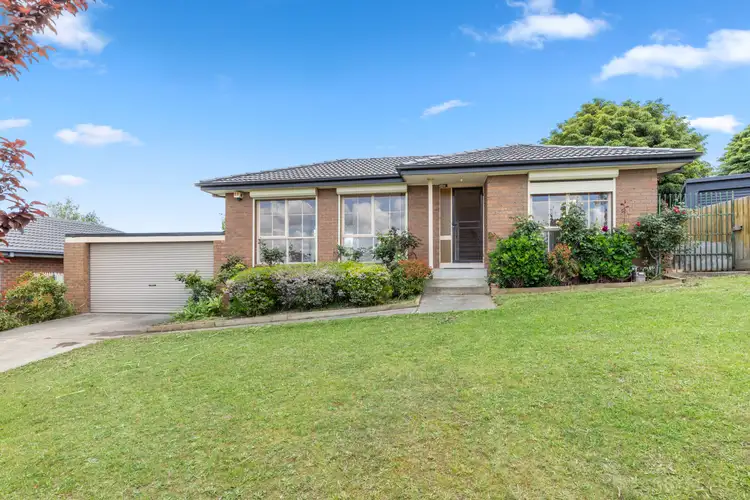 12 Shafer Court, Endeavour Hills VIC 3802