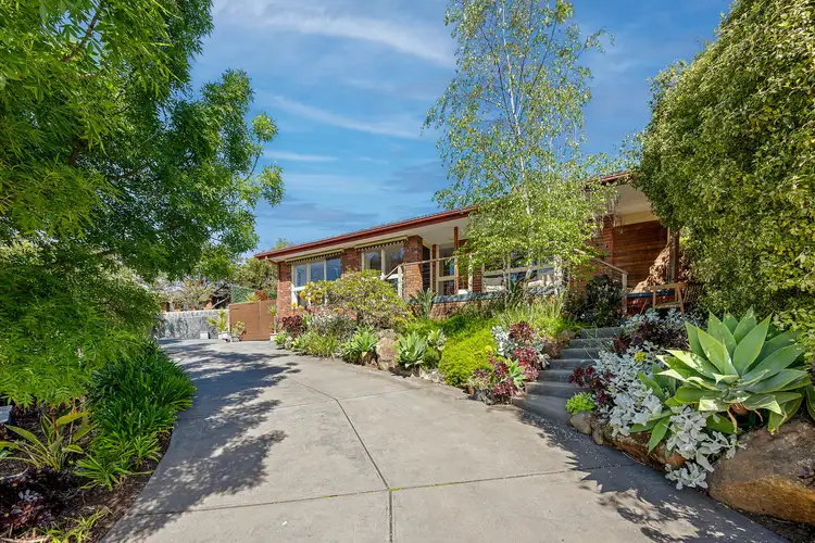 17 Ardcloney Drive, Sunbury VIC 3429