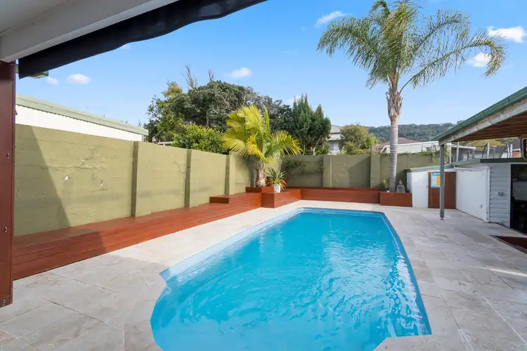31 Whiting Crescent