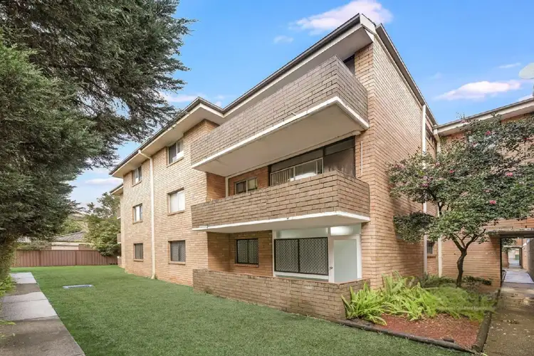 9/22-26 Newman Street