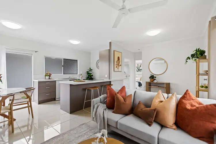 1/8 Seary Close, Whitfield QLD 4870