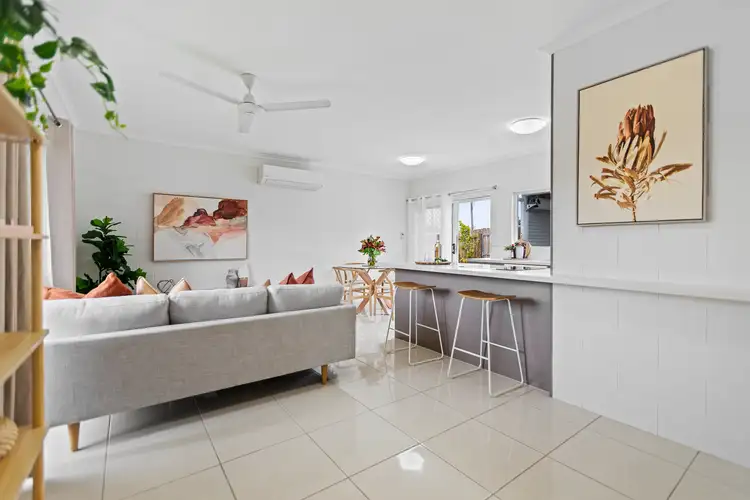 1/8 Seary Close, Whitfield QLD 4870