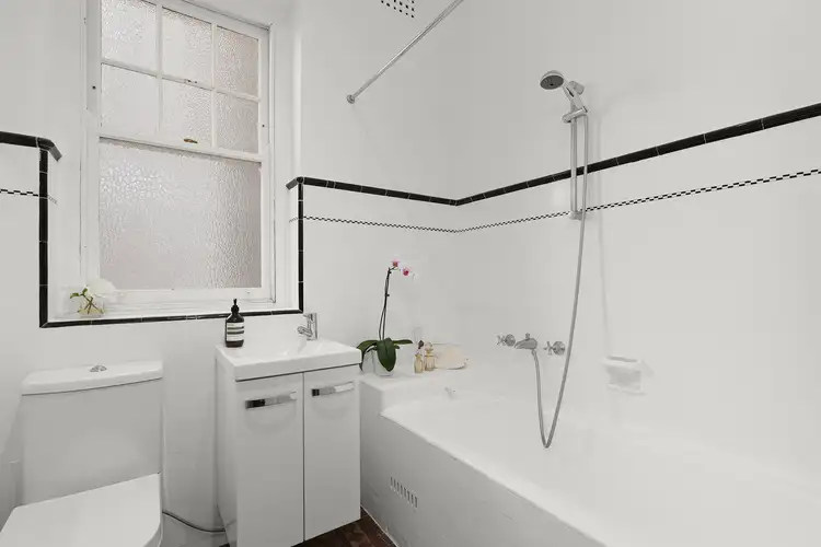 Sixth view of Homely apartment listing, 11/23 Waiwera Street, Lavender Bay NSW 2060