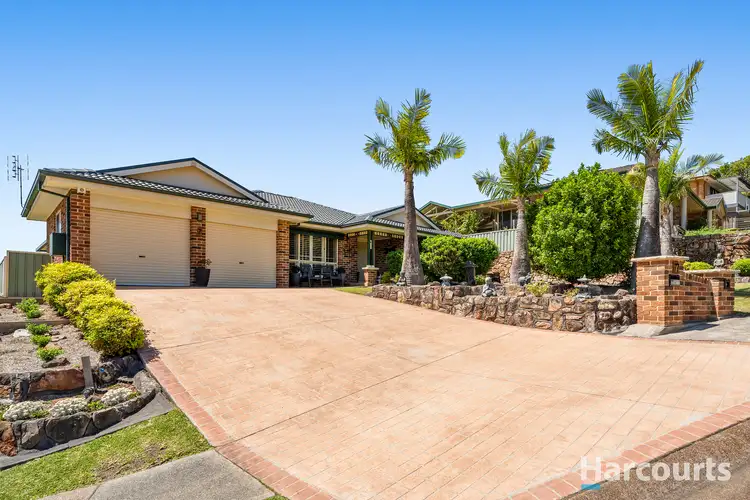 7 Hillview Crescent, Macquarie Hills NSW 2285