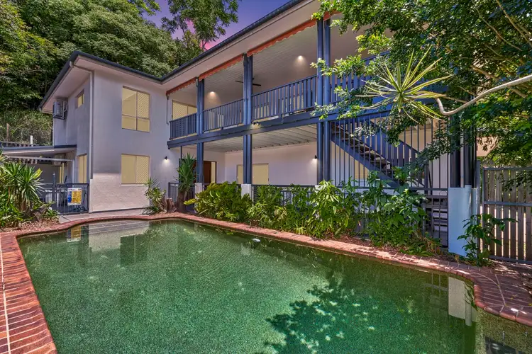 21 Callum Street, Mooroobool QLD 4870
