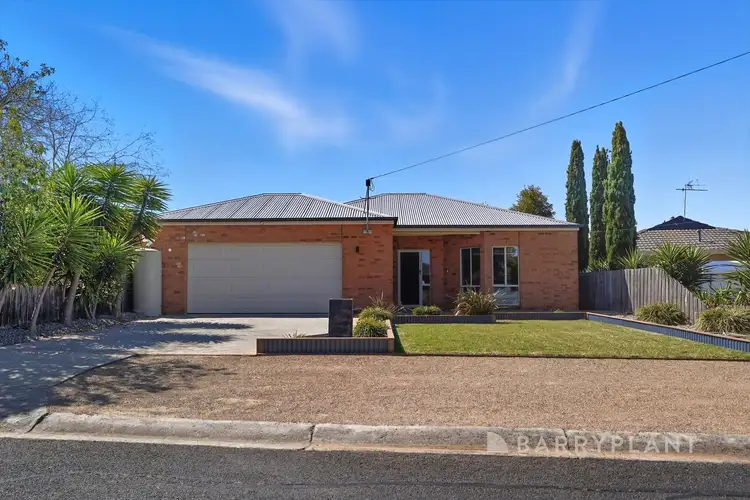 11 Shebler Place, Melton VIC 3337