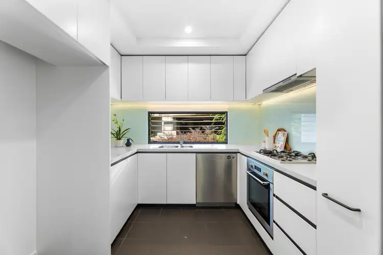 Fifth view of Homely townhouse listing, 2/257 Canterbury Road, Forest Hill VIC 3131