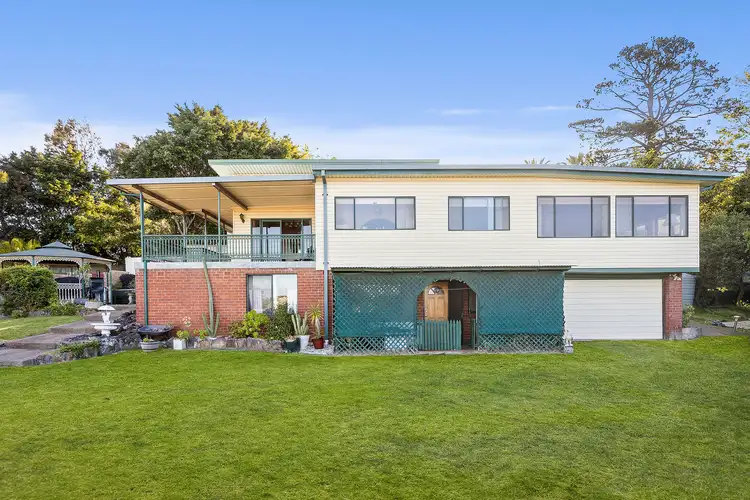 Second view of Homely house listing, 4 Highbank Place, Mount Ousley NSW 2519