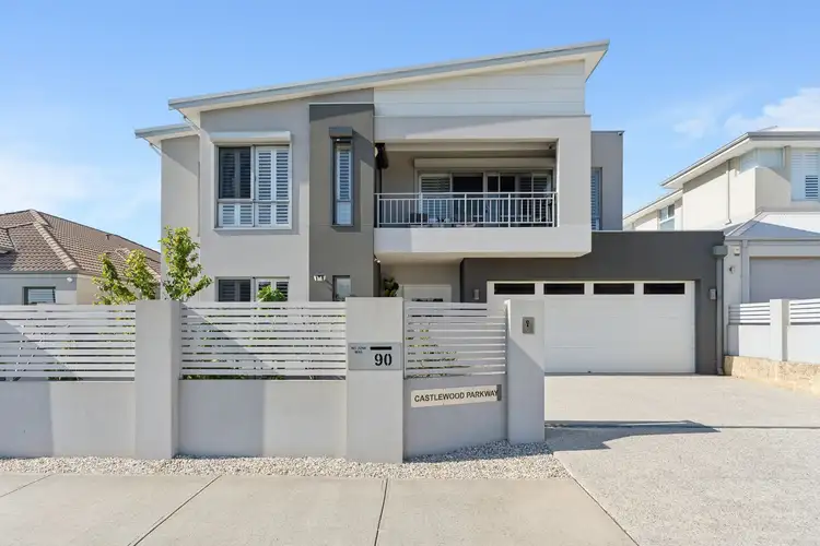 90 Castlewood Parkway