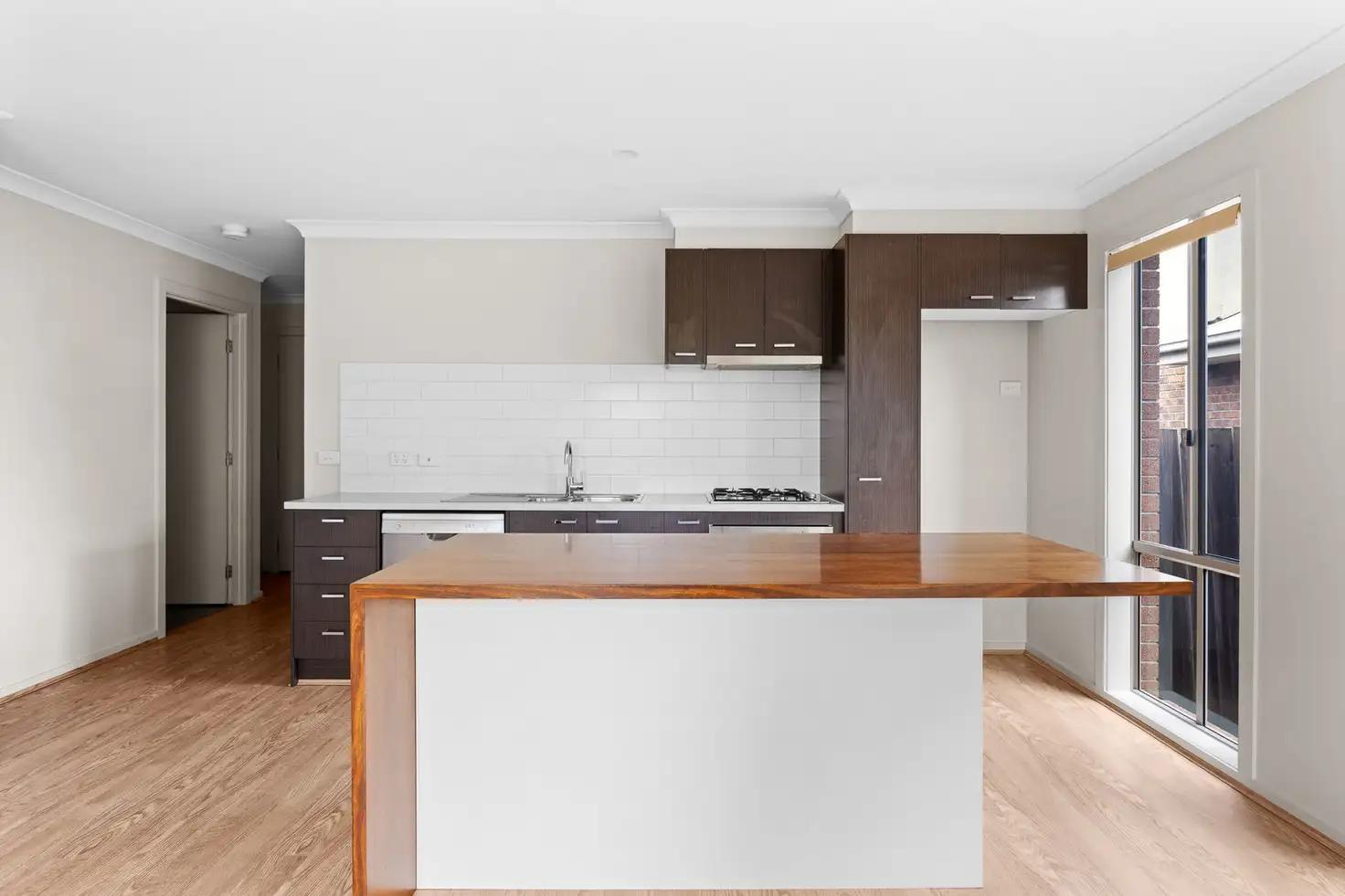 Main view of Homely unit listing, 2/31 Beech Street, Langwarrin VIC 3910