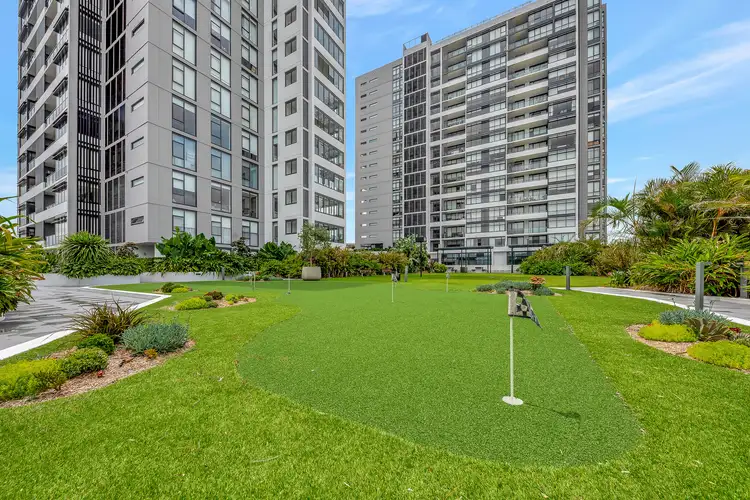 814/11-13 Solent Circuit, Norwest NSW 2153
