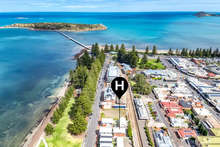 2/16 Flinders Parade