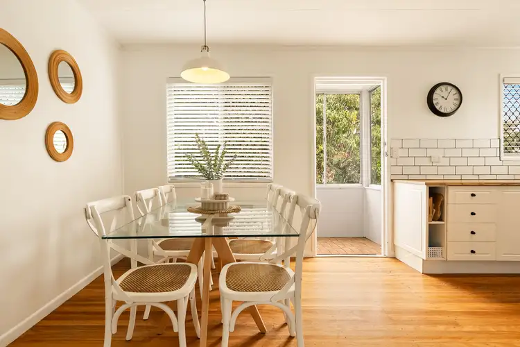 Fourth view of Homely house listing, 95 Pareena Crescent, Mansfield QLD 4122