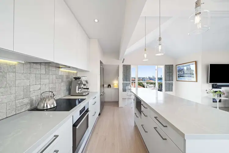 Third view of Homely apartment listing, 4/102 Cremorne Road, Cremorne Point NSW 2090