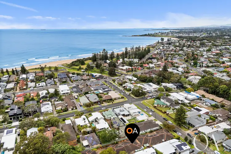 Second view of Homely villa listing, 4/5 Cochrane Road, Thirroul NSW 2515