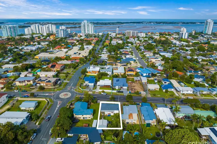 154 Turpin Road, Labrador QLD 4215