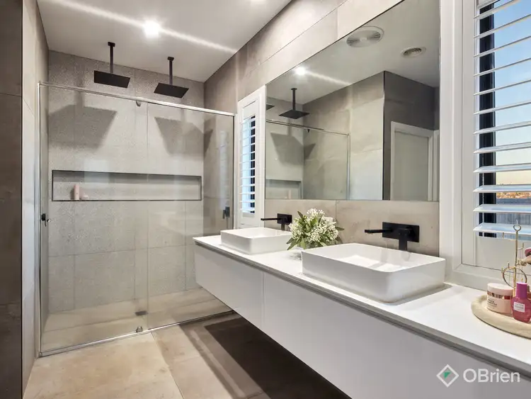 Fifth view of Homely house listing, 19 Sloane Square, Drouin VIC 3818