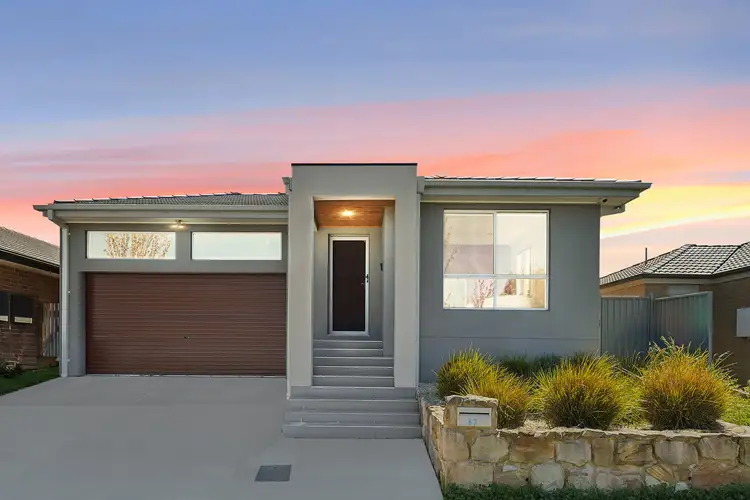 87 Ormiston Circuit, Harrison ACT 2914