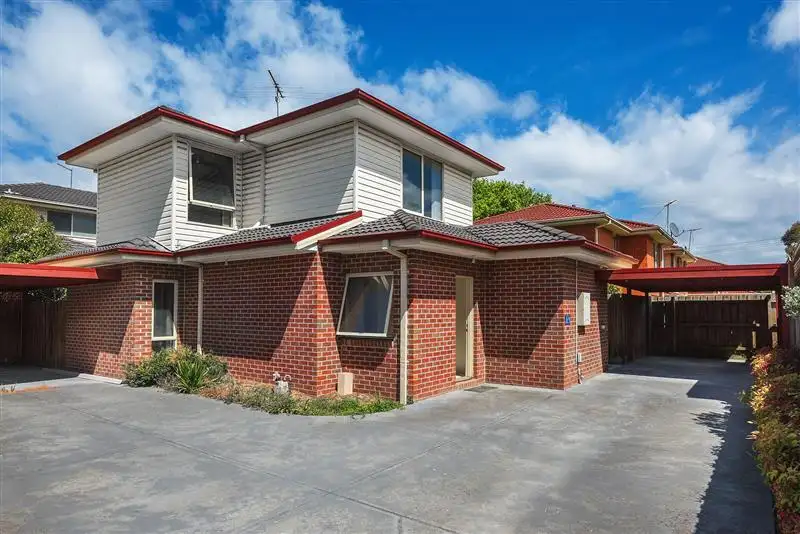 Main view of Homely townhouse listing, 2/7 Beddoe Avenue, Clayton VIC 3168
