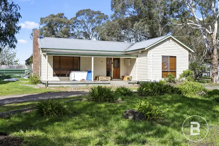 21 Falkner Street, Linton VIC 3360