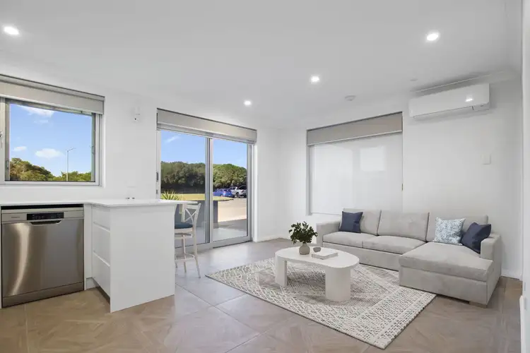 Sixth view of Homely unit listing, 1/13 Entrance Street, Lake Illawarra NSW 2528