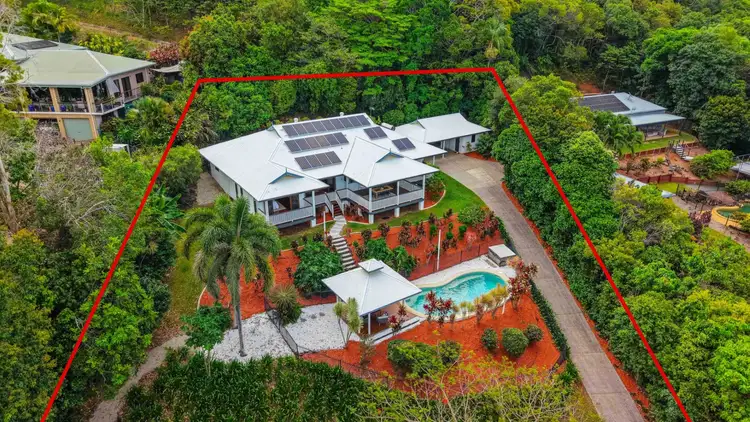 135-137 Harvey Road, Redlynch QLD 4870