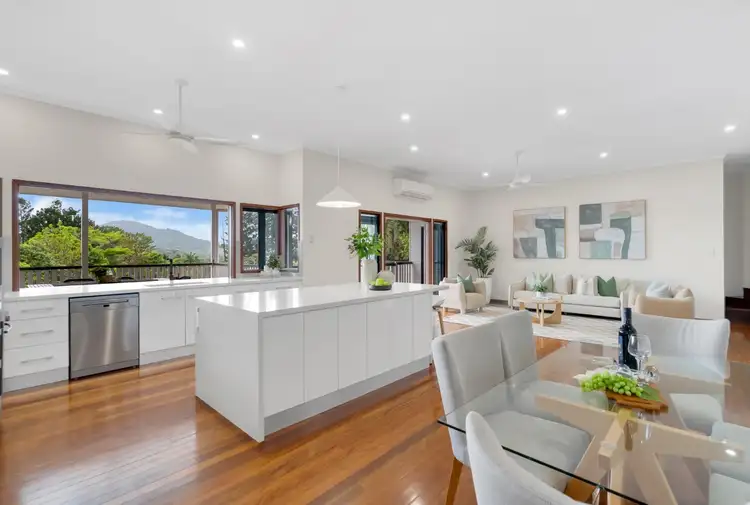 135-137 Harvey Road, Redlynch QLD 4870