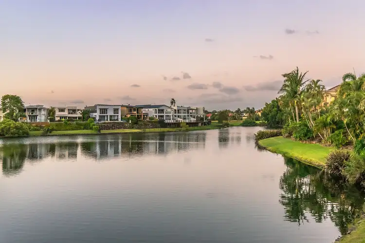 65/117 Palm Meadows Drive, Carrara QLD 4211