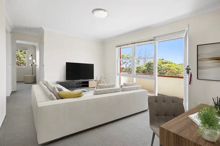 5/251a Botany Street