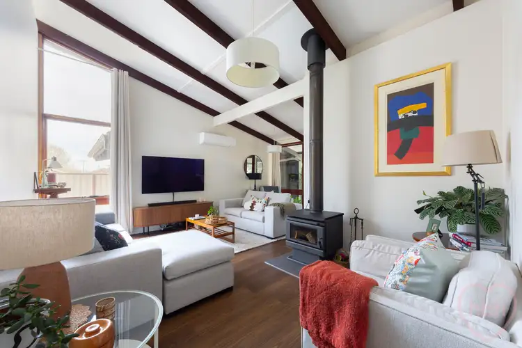 48 Osburn Drive, Macgregor ACT 2615