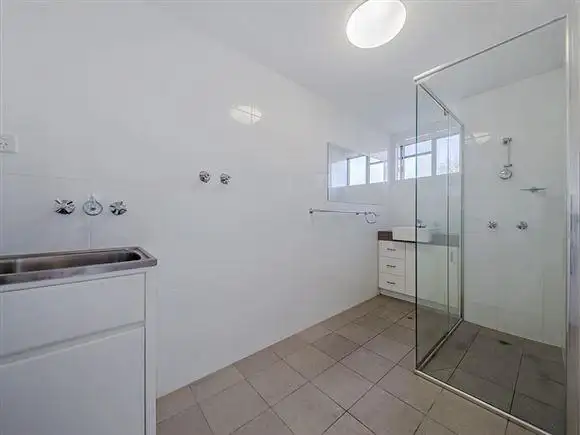 Fourth view of Homely apartment listing, 3/142 Gladstone Road, Highgate Hill QLD 4101