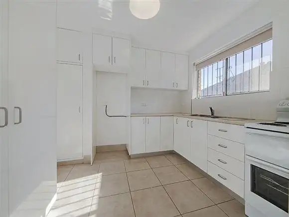 Fifth view of Homely apartment listing, 3/142 Gladstone Road, Highgate Hill QLD 4101