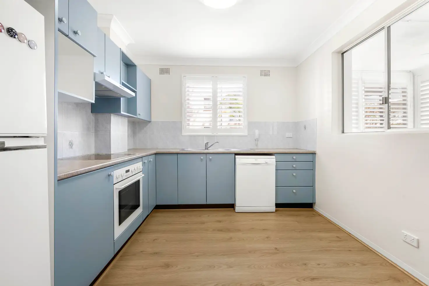Main view of Homely unit listing, 2/28 Port Hacking Road, Sylvania NSW 2224