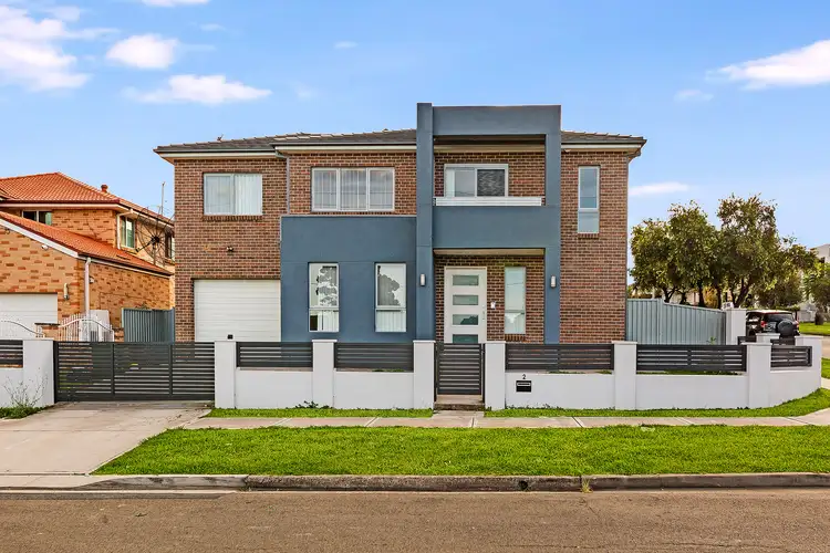 2 Lowe Street, Merrylands NSW 2160
