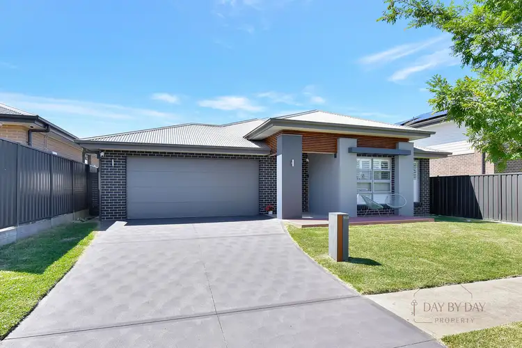 164 Waterside Drive, Fletcher NSW 2287