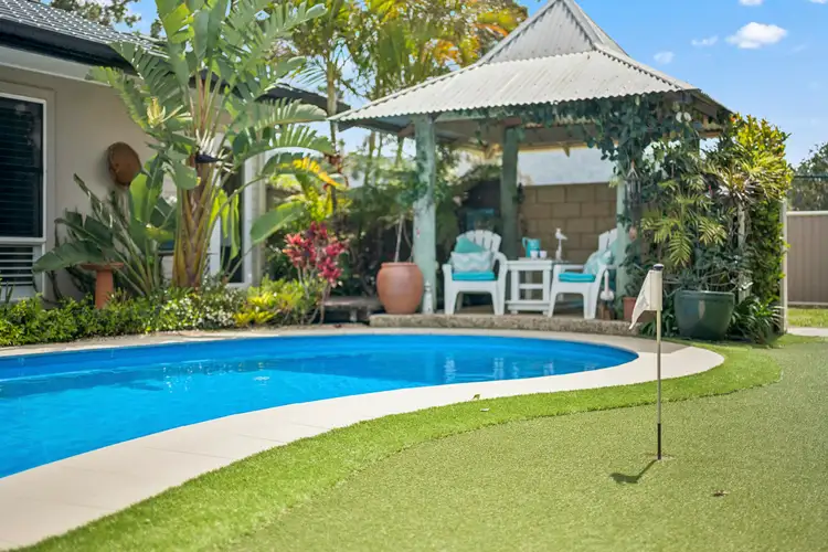 6 Gross Michel Road, Korora NSW 2450