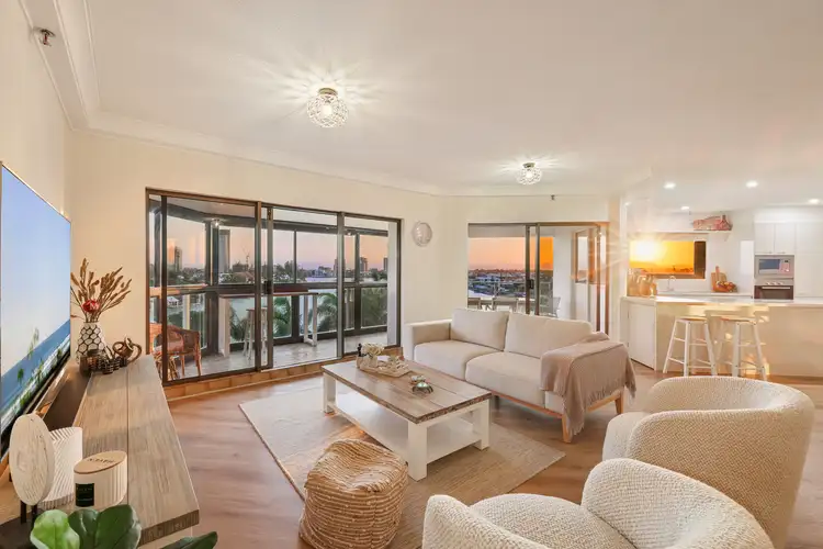 Fourth view of Homely unit listing, 19/2 Admiralty Drive, Surfers Paradise QLD 4217