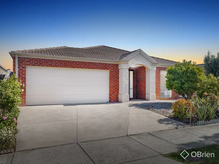 27 Hemsley Drive, Deer Park VIC 3023
