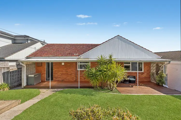 4 Pine Place, Narraweena NSW 2099