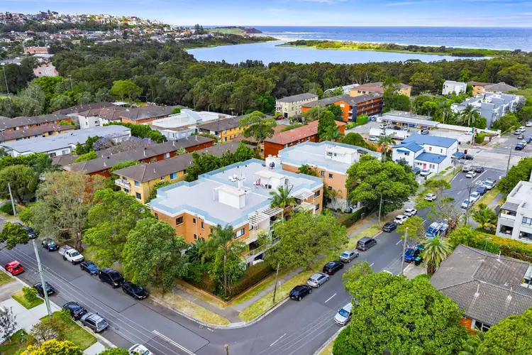 11/10 Hawkesbury Avenue