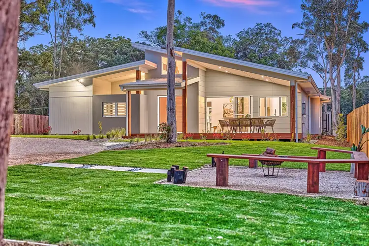 8 Galena Grove, Lake Cathie NSW 2445